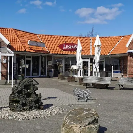 Grachtenhimmel In Greetsiel *